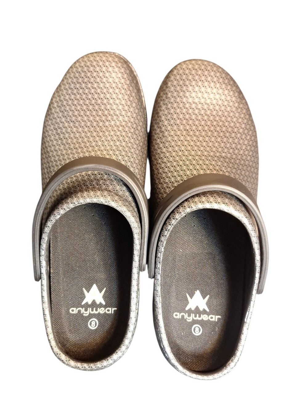 NWOT Anywear Nursing Clogs